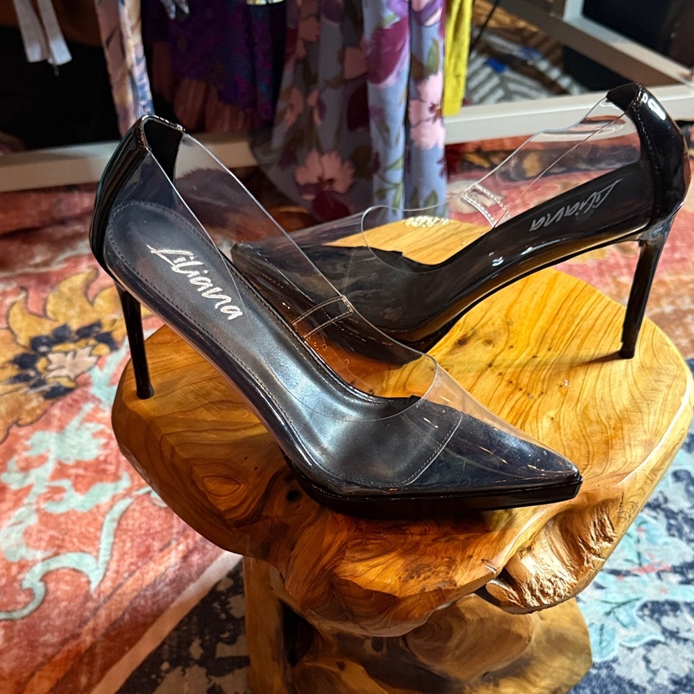 Liliana Sleek Black Heels with Clear Design